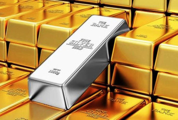 चाँदीको मूल्य ५ हजारनजिक पुग्दा सुनको मूल्य आज किन घट्यो ?