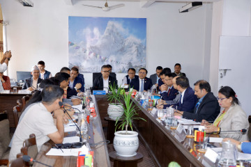 राष्ट्र बैंक सञ्चालक समितिमा अर्थसचिव रहने व्यवस्था हटाउन रास्वपाको माग
