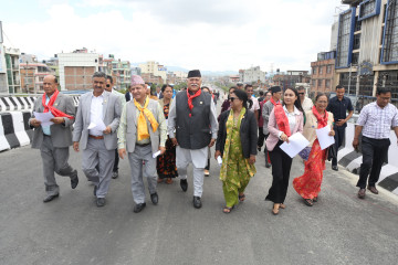 प्रधानमन्त्रीले उद्घाटन गर्नुअघि संसदीय समितिले गर्‍यो ग्वार्को फ्लाइ ओभरको अनुगमन (तस्वीरहरू)