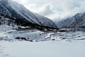हुम्लामा भारी हिमपात, किसान हर्षित