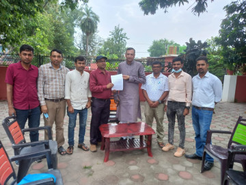 मधेशमा सरकारी स्वास्थ्य सेवामा प्रवेश पाउन ४५ वर्ष उमेर हद तोक्न स्वास्थ्यकर्मीको माग 