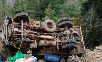 रुपन्देहीमा टिपर दुर्घटना हुँदा दुई जनाको मृत्यु 
