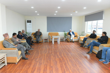 एमालेको सचिवालय बैठक बस्दै