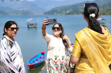 भारतीय पर्यटकले पोखरा भरिभराउ, होटलहरूमा खचाखच भिड