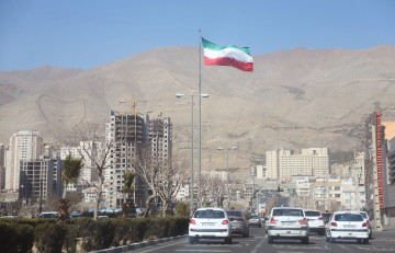 ट्रम्पले मिति नै तोकेर आक्रमणको चेतावनी दिएसँगै इरानमा विद्यार्थीहरूको सरकारविरुद्ध प्रदर्शन