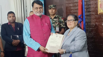 अन्ततः मधेशको मुख्यमन्त्रीमा सोनल नियुक्त, लोसपाले कसरी मार्‍यो बाजी ?