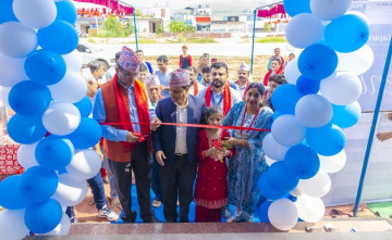 रुपन्देहीको सैनामैनामा कजारियाको नयाँ शोरुम