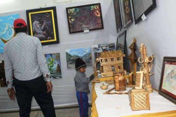कोशी प्रादेशिक ललितकला प्रदर्शनी सुरु, १ सय ६० स्रष्टाका २ सयभन्दा बढी कलाकृति प्रदर्शनीमा