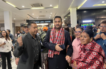 गणतन्त्र कोरियाको भ्रमणमा रहेका सञ्चारमन्त्री खरेल स्वदेश फिर्ता