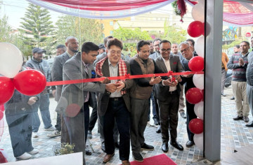 भैँसेपाटीमा एलजीले सञ्चालनमा ल्यायो नेपालकै पहिलो लन्ड्री लाउन्ज