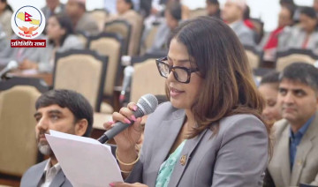 वृद्धभत्ता कार्यक्रम ल्याउने अर्थमन्त्री भरतमोहनकी छोरीले भनिन्– लोकप्रिय कार्यक्रमलाई चुनावी नारा र भोट बैंक बनाइयो