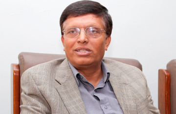 सरकारलाई परराष्ट्रविद्‌ आचार्यको सुझाव- दक्ष व्यक्तिलाई मात्रै राजदूत नियुक्त गरोस् 