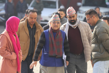 मुद्दा किनारा नलागेसम्म निर्वाचन कार्यतालिका स्थगन गर्न माग गर्दै देउवा समूहले दियो आयोगमा निवेदन