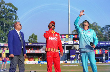 काठमाण्डूविरुद्ध टस जितेर बलिङ गर्दै लुम्बिनी