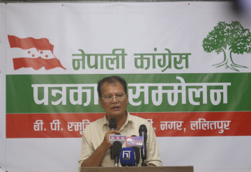 कांग्रेसको टिप्पणी– जनविश्वासको संकटमा घेरिएको सरकार विषयान्तर गर्न माहिर छ