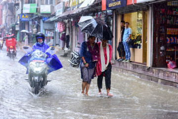 छ्याछ्या... हिलो छ्यापियो नि ! (तस्वीरहरू)