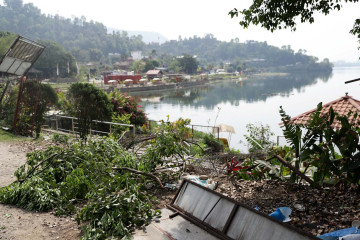 ६५ मिटर मापदण्ड कायम गराउन फेवातालमा फेरि डोजर, यस्तो छ ६ दशक लामो विवादको कथा