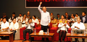 कमजोर माओवादीका शक्तिशाली संयोजक बनेका प्रचण्ड