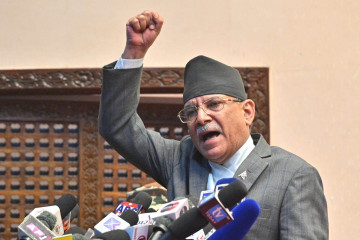 प्रचण्डको प्रष्टीकरणः पुस्तक विमोचनको अभिव्यक्तिलाई लिएर बबण्डर मच्चाउन खोजियो (भिडियो)