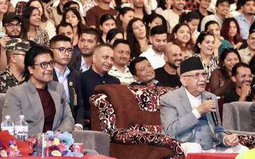 ओली भन्छन्– महिलालाई छिट्टै प्रधानमन्त्री बनाउने चाहना छ 