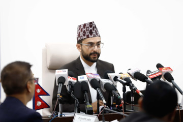 संविधान संशोधन बहपत्र कार्यदलले असार मसान्तमा प्रतिवेदन बुझाउने