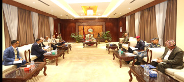 चुनावमा सम्भावित चुनौतीका विषयमा सजग रहन प्रधानमन्त्रीको निर्देशन