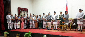 २० सदस्यीय प्रचण्ड क्याबिनेटमा ११ जना खस-आर्य, दलित र मुस्लिम शून्य (भिडियाे)