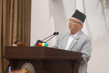 बादलले भने– देश जलाउने खलपात्रलाई नायक बनाइयो