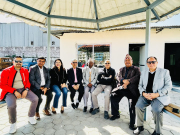 एमाले पार्टी कार्यालयमा झाँक्री