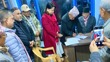 रेशमको साथ छोडेर प्रचण्ड–माधवतिर लागिन् रञ्जिता, पार्टी एकताको सहमति 