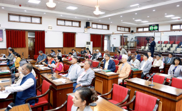 रास्वपा राष्ट्रियसभामा छैन, तैपनि चल्छ उसको विरोधको बिजनेस