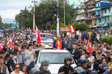 कांग्रेसका पूर्वसभापति देउवाको स्वागतमा ट्राफिक नियम मिच्ने सवारीलाई जरिवाना