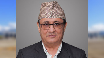 पूर्वमुख्यमन्त्रीसमेत रहेका एमाले स्थायी कमिटी सदस्य भीम आचार्यविरुद्ध भ्रष्टाचार मुद्दा