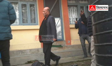 बालेनलाई भेट्न अमरेशकुमार सिंह पनि पुगे