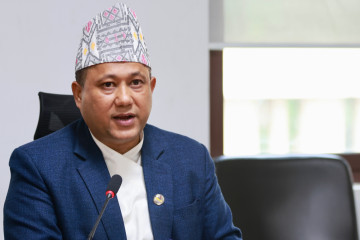 दिल्लीबाट प्रधानमन्त्रीको भनाइ सच्याउँदै परराष्ट्रमन्त्रीले भने– बेलायतको मध्यस्थता खोजेका होइनाैँ