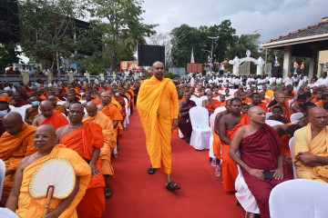 धर्मको अपमानको विरोधमा कोलम्बोमा बौद्ध भिक्षुहरूले गरे प्रदर्शन