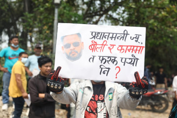 सुकुम्बासीको प्रश्न– कुकुर र चराले त बच्चाको व्यवस्था गर्छ, बालेनले हामीलाई किन यस्तो गरे ?