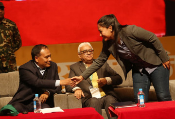 कुलमानको अपिल– बाहिर बस्ने होइन, नयाँ र वैकल्पिकहरू एकै ठाउँमा उभिएर परिणाम दिऔँ 