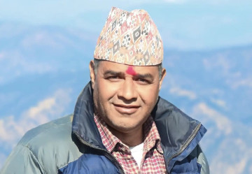 डडेल्धुरामा ३४ वर्षे कांग्रेस विरासत ढालेका तारा जोशी को हुन् ?