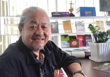 ‘एउटै सिर्जनालाई तन्काउँदै लग्यौँ भने त्यसले अल्छी बनाउँछ’