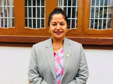 प्रधानमन्त्रीलाई कांग्रेस सांसद थपलियाले भनिन्– जनताको विश्वास र भरोसमाथि खेलवाड नगरौँ