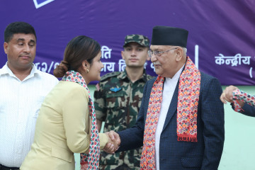 कांग्रेससँग मिलेर सरकार चलाइरहेका ओलीले भने– एमालेको बहुमत चाहियो