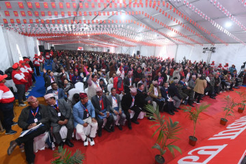 १९ पदाधिकारी बनाउने ओलीको प्रस्ताव बन्दसत्रबाट अनुमोदन