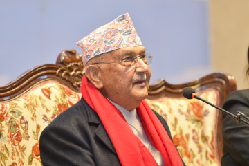 हामी नेपालमा नेपालीकै सरकार बनाउँछौँ : ओली