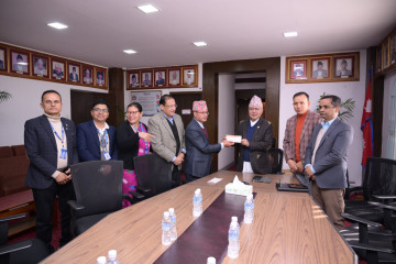 भौतिक पूर्वाधार पुनर्निर्माण कोषमा नागरिक लगानी कोषको ५१ लाख सहयोग