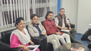रास्वपा सचिवालय बैठक जारी