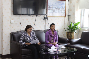 धर्नामा बसेकी विनु यादव र महिलामन्त्री वादीबीच भेटवार्ता