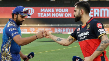 विराट काेहली कि राेहित शर्मा, आईपीएल प्लेअफमा पुग्ने चाैथाे टाेली कसकाे हाेला ?