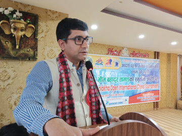 केन्द्रीय सदस्य अजयबाबु शिवाकोटीकाे टिप्पणी- कांग्रेस फालीबिनाकाे हलाेजस्ताे भाे