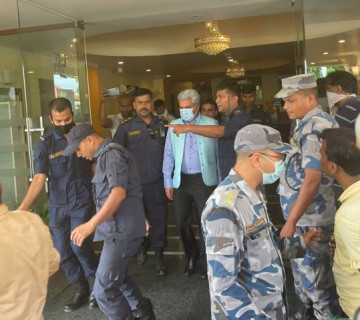 मुस्लिम आयोगका अध्यक्ष अन्सारीमाथि धनुषामा पैसा बाँडेको आरोप, प्रहरी भन्छ- प्रमाण भेटिएन